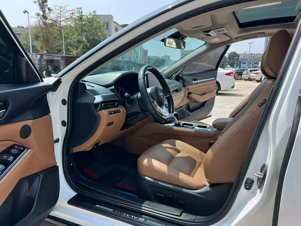 Teana 2024 2.0L XE True Heart Edition купить на сайте DeffCars