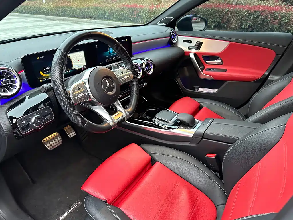 Mercedes-Benz A-Class AMG 2020 AMG A 35 L 4MATIC купить на сайте DeffCars