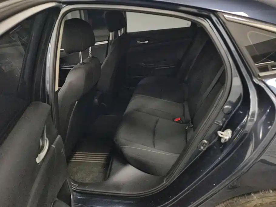 Civic 2016 180TURBO CVT Comfort Edition купить на сайте DeffCars