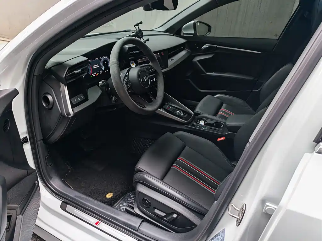 Audi A3 2022 A3L Limousine 35 TFSI Fashionable and Sporty купить на сайте DeffCars