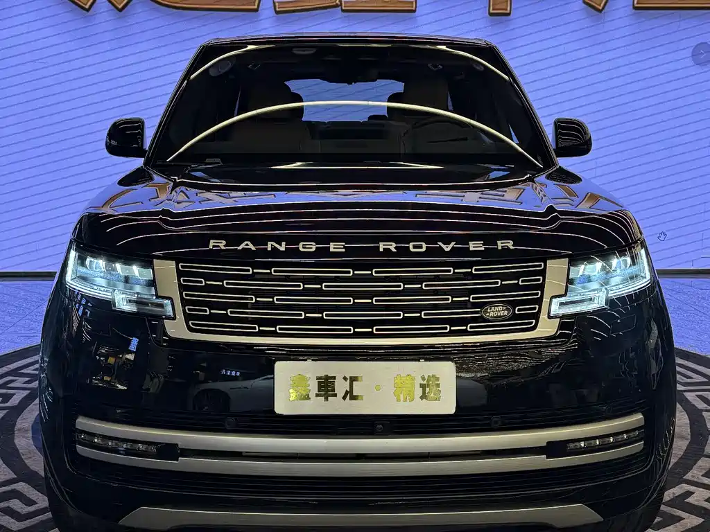 Range Rover 2024 3.0 L6 400PS Genesis Extended Edition купить на сайте DeffCars