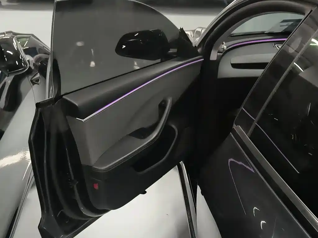 Model 3 2023 rear-wheel drive version купить на сайте DeffCars