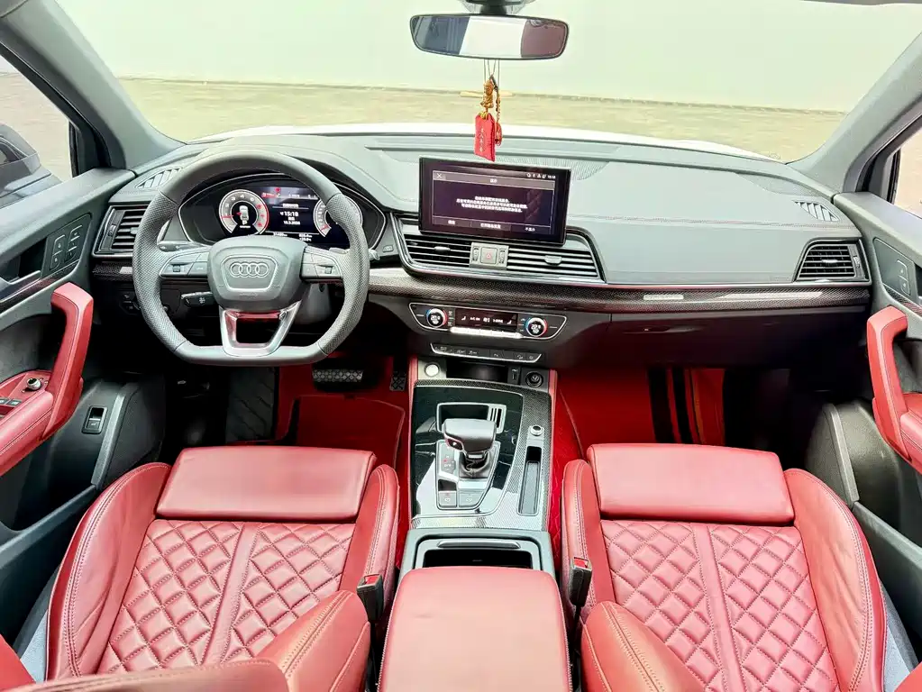 Audi Q5L Sportback 2021 40 TFSI Advanced Life Edition купить на сайте DeffCars
