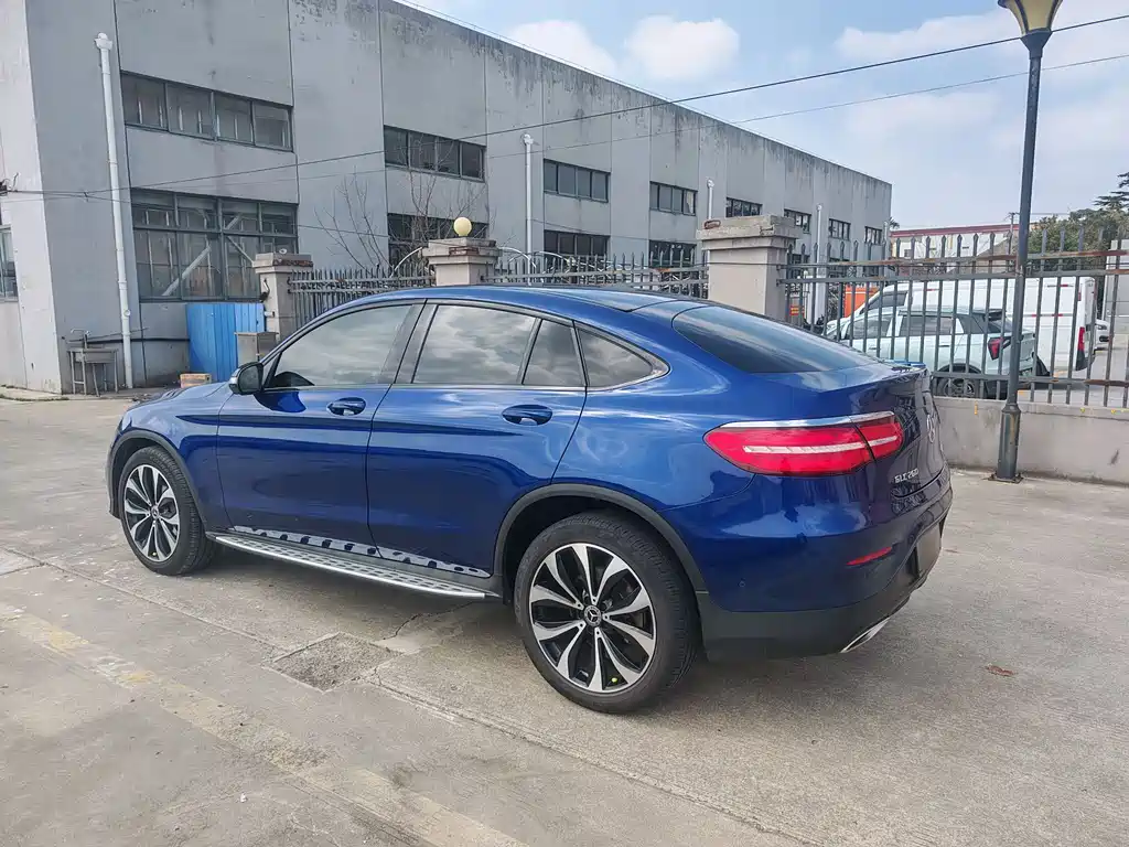 Mercedes-Benz GLC Coupe 2019 GLC 260 4MATIC Coupe SUV купить на сайте DeffCars