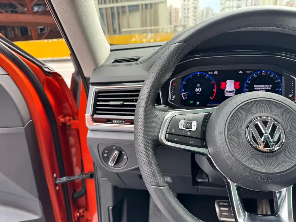 Touron 2019 Touron X 530 V6 four-wheel drive supreme flagship version купить на сайте DeffCars
