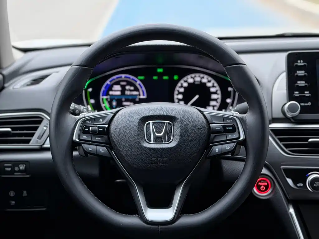 Accord 2018 Sharp Hybrid 2.0L Sharp Collar Edition National VI купить на сайте DeffCars
