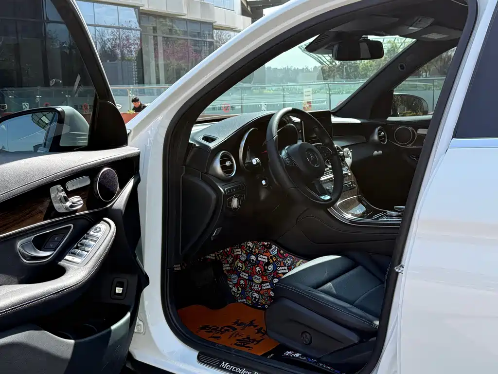 Mercedes-Benz GLC 2019 GLC 260 L 4MATIC luxury model купить на сайте DeffCars
