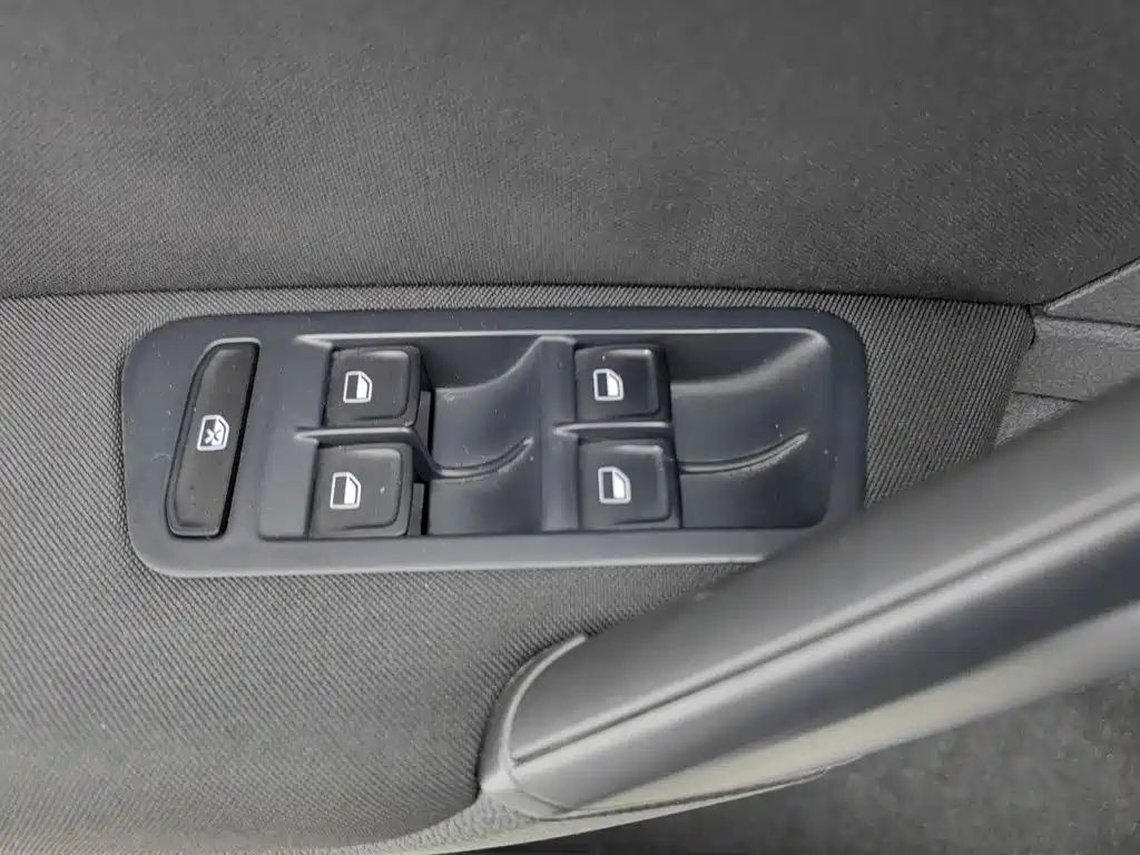 Golf 2015 1.6L automatic fashion model купить на сайте DeffCars