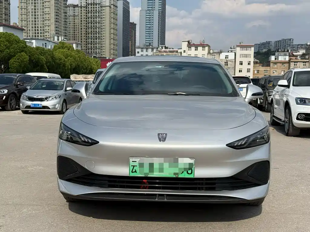 Roewe D7 2025 DMH 125km World Championship Edition купить на сайте DeffCars