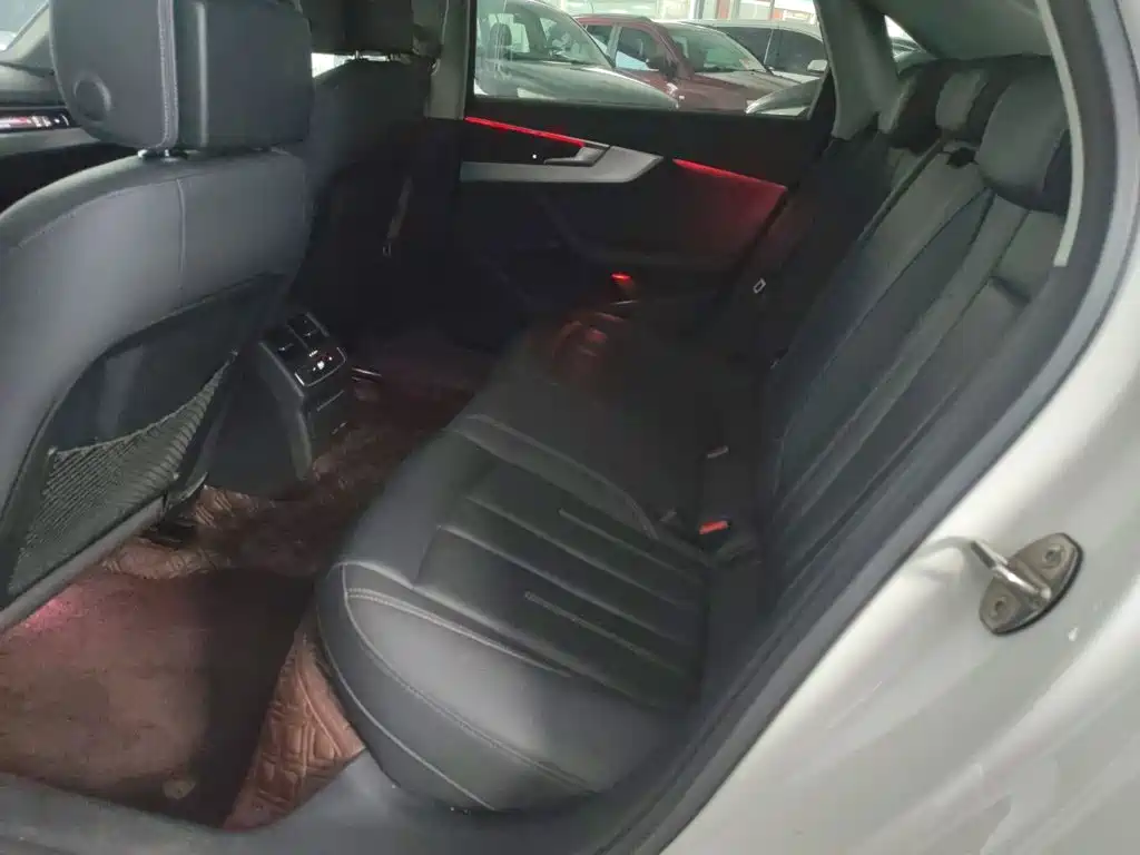 Audi A4L 2020 40 TFSI luxury and elegant model купить на сайте DeffCars