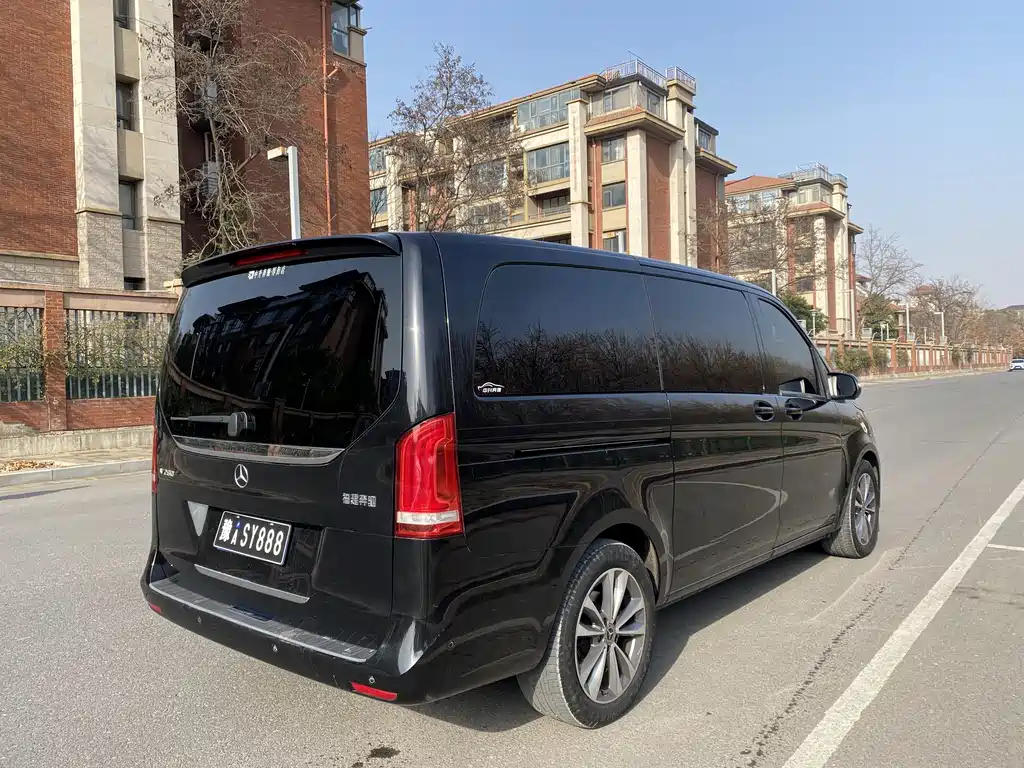 Mercedes-Benz V-Class 2022 V 260 Pilot Edition купить на сайте DeffCars