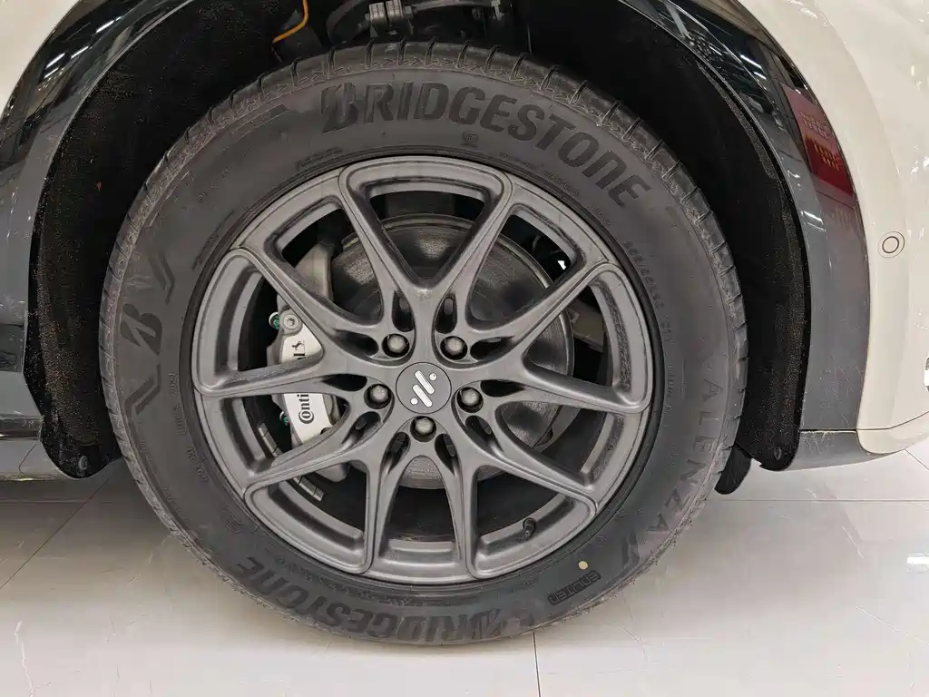 Zhiji LS7 2024 90kWh Max Elite rear-wheel drive version купить на сайте DeffCars