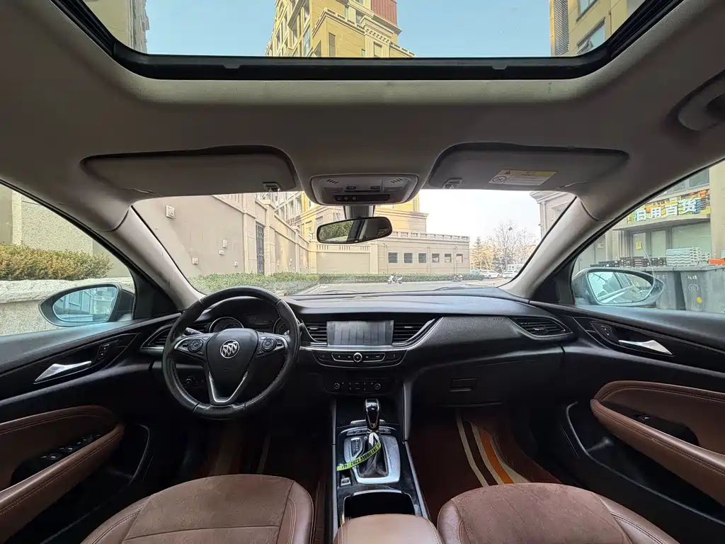 Regal 2019 20T Elite National VI купить на сайте DeffCars