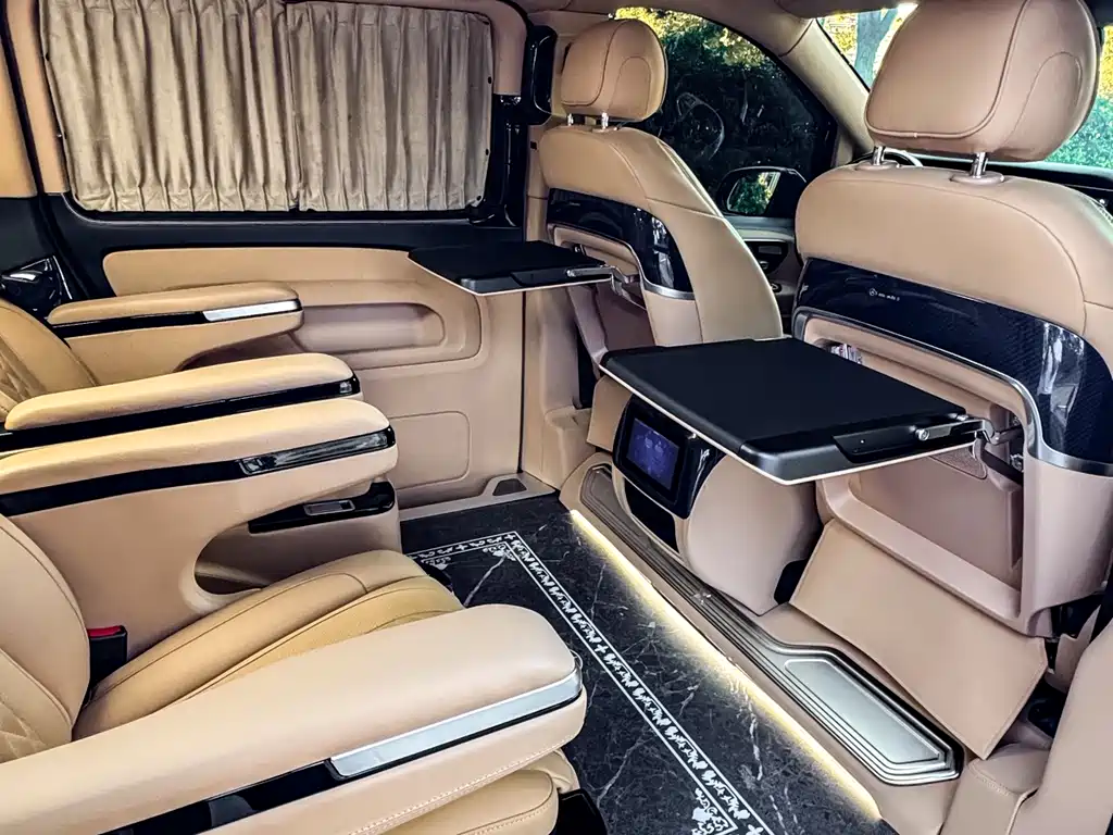 Vito 2023 2.0T Business Edition 7 seats купить на сайте DeffCars