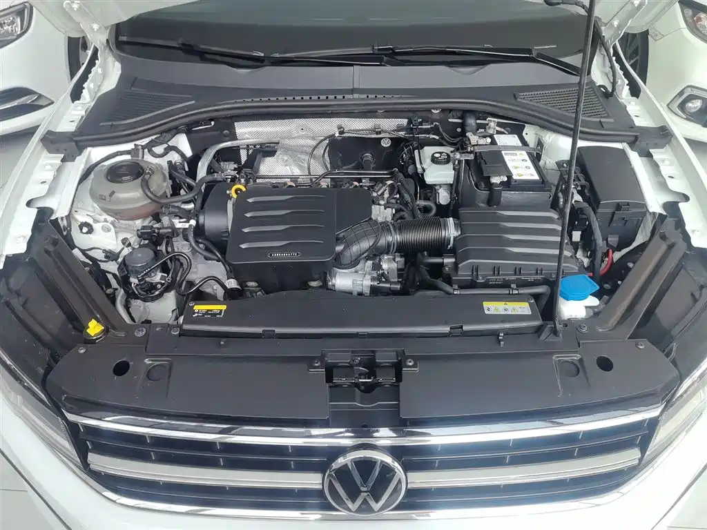 Bora 2021 1.5L automatic comfort intelligent connected version купить на сайте DeffCars