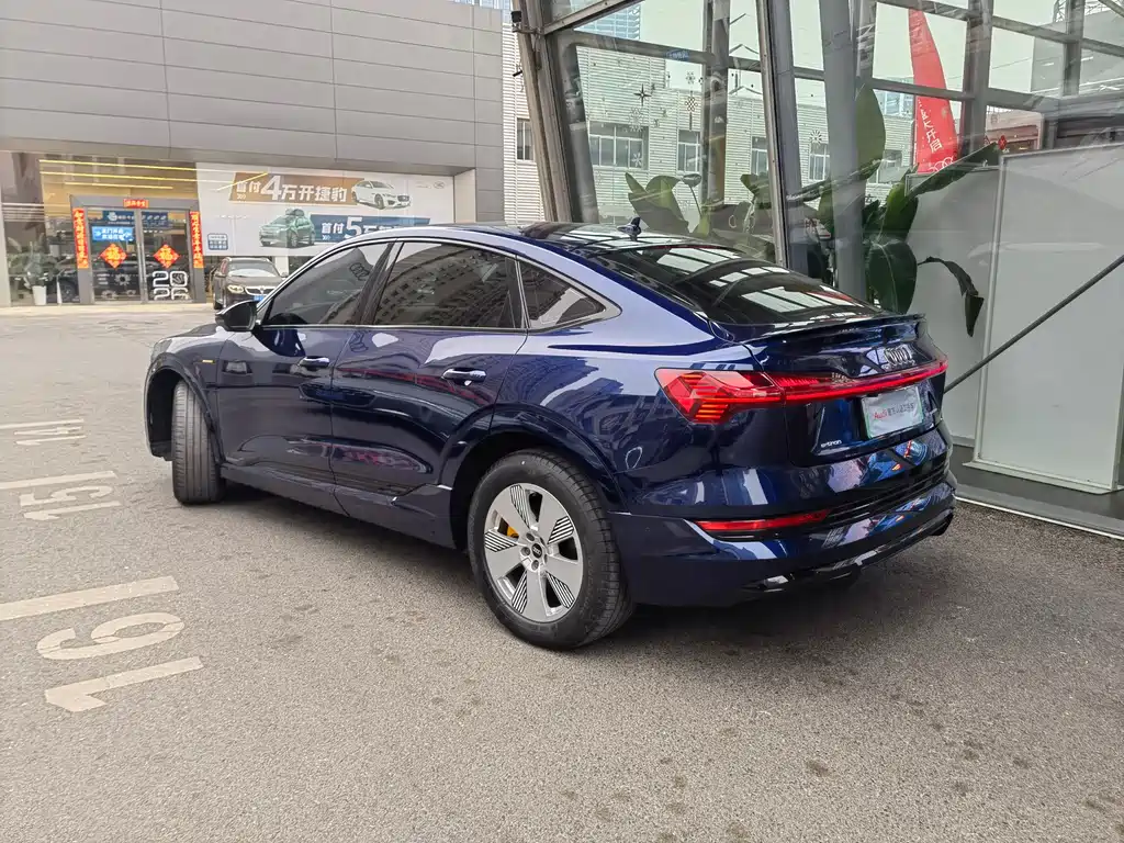 Audi e-tron imported 2022 Sportback 55 quattro luxury model купить на сайте DeffCars