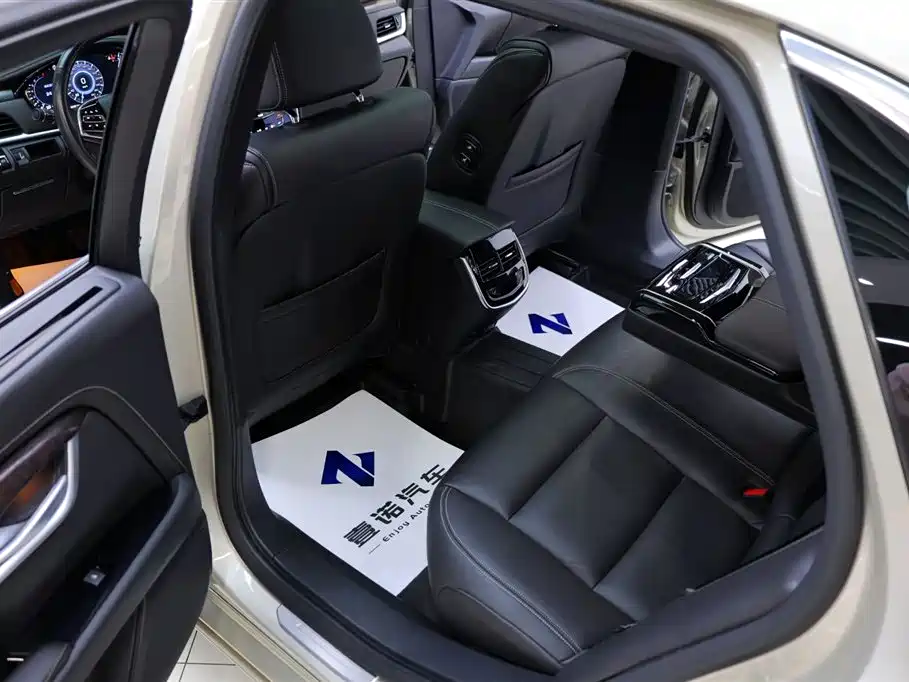 Cadillac XTS 2018 28T luxury model купить на сайте DeffCars