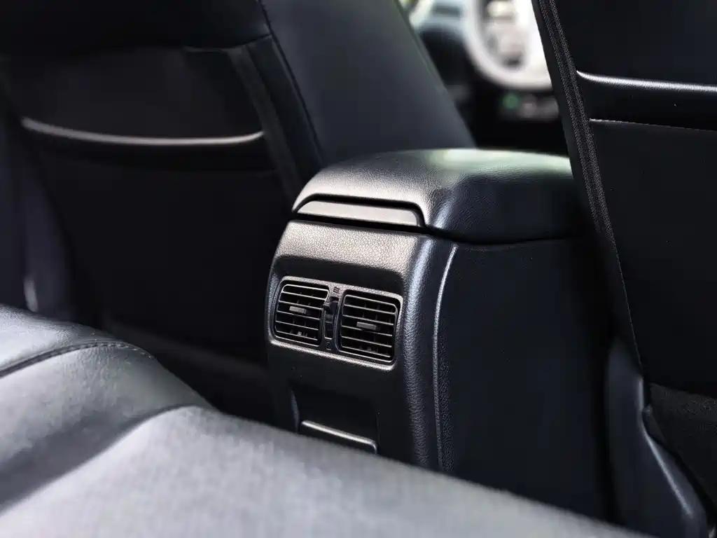 Sylphy 2014 1.6XV CVT Exclusive Edition купить на сайте DeffCars