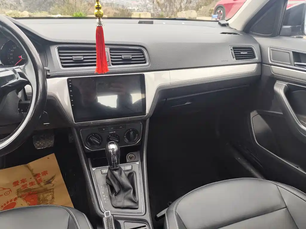 Lavida 2015 230TSI DSG Comfort Edition купить на сайте DeffCars