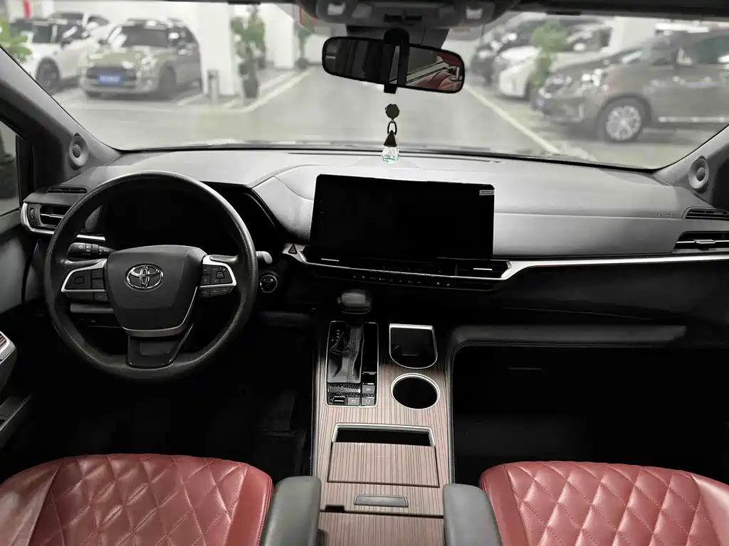 Grevia 2024 2.5L Hybrid Luxury Edition купить на сайте DeffCars