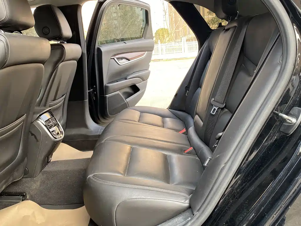 Cadillac XTS 2017 28T luxury model купить на сайте DeffCars