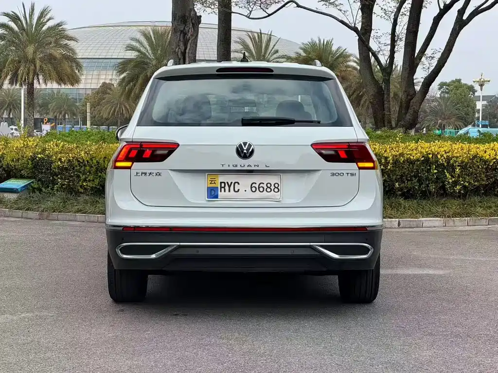 Tiguan L 2023 300TSI automatic two-wheel drive smart version купить на сайте DeffCars
