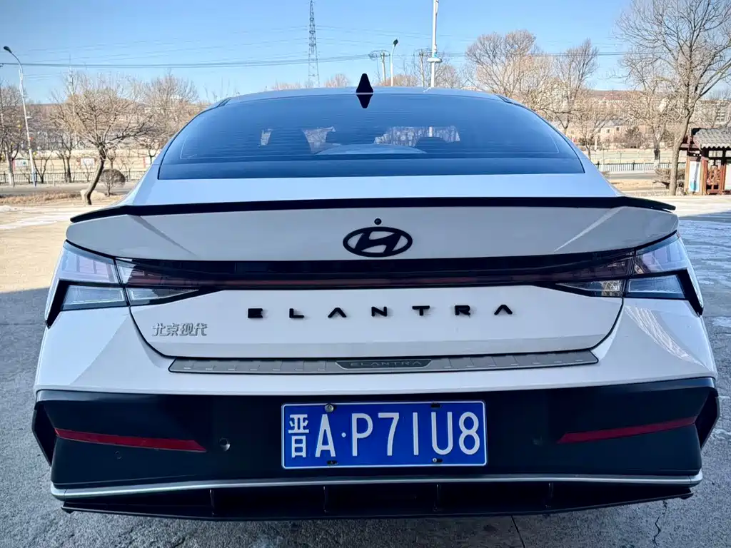 Elantra 2023 1.5L CVT LUX Premium Edition купить на сайте DeffCars