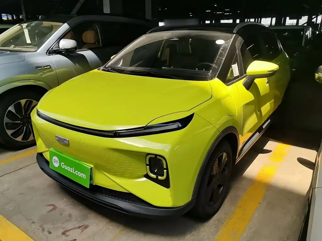 GEELY Geometry E Firefly 2022 401km Perak Tiger 4-seater купить на сайте DeffCars