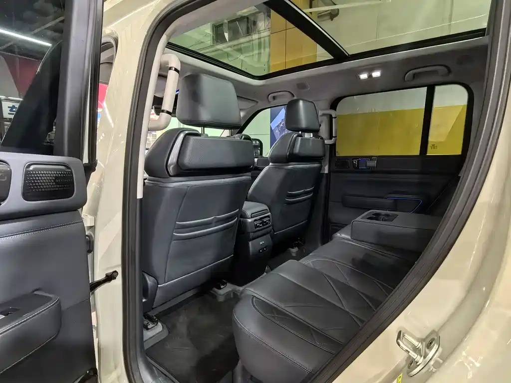 Leopard 5 2023 Discovery Edition купить на сайте DeffCars