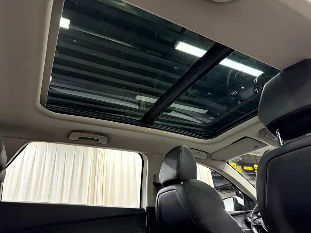 Peugeot 5008 2019 380THP 5-seat elite version купить на сайте DeffCars
