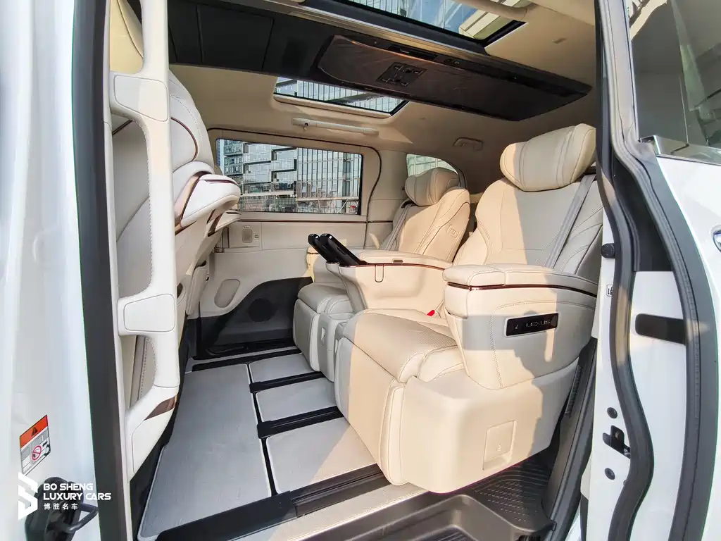 Lexus LM 2025 350h seven-seat elegant version купить на сайте DeffCars