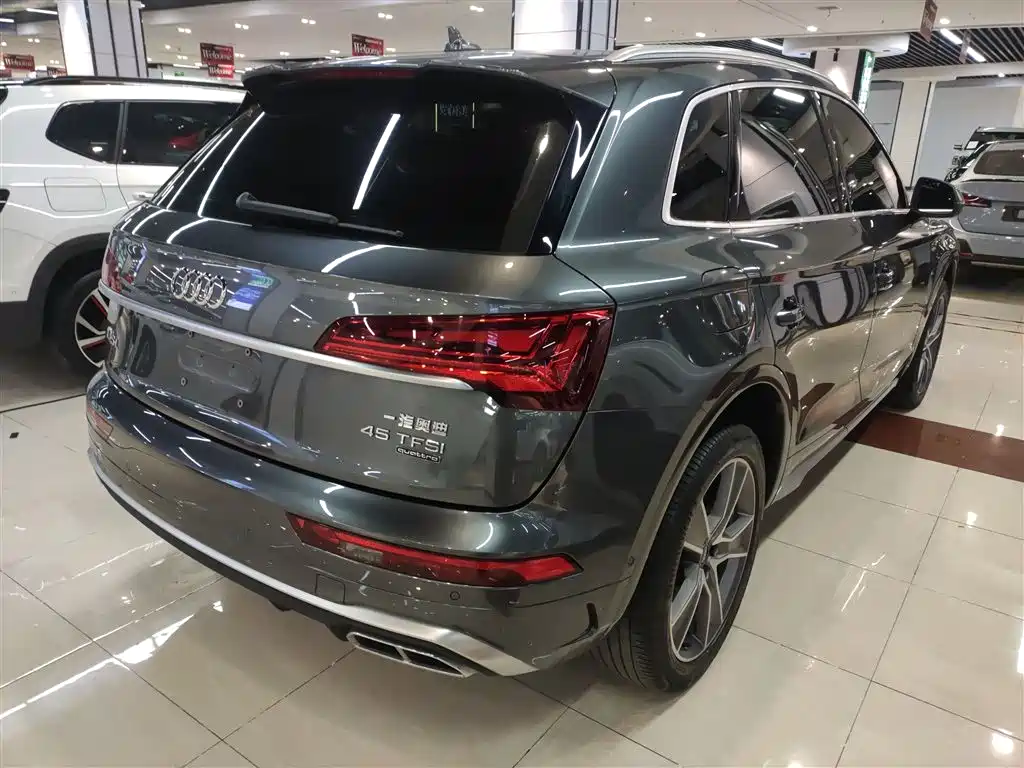 Audi Q5L 2022 45T luxury and dynamic model купить на сайте DeffCars