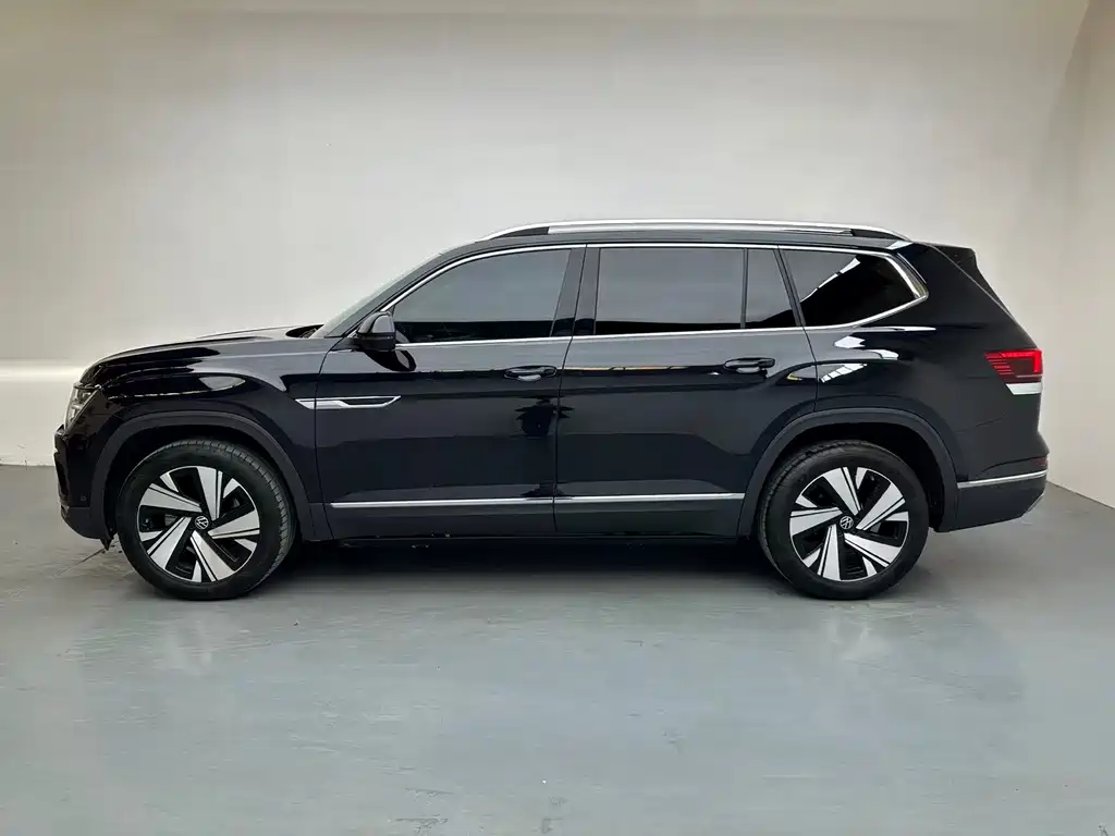 Touron 2024 380TSI four-wheel drive Dragon Edition купить на сайте DeffCars