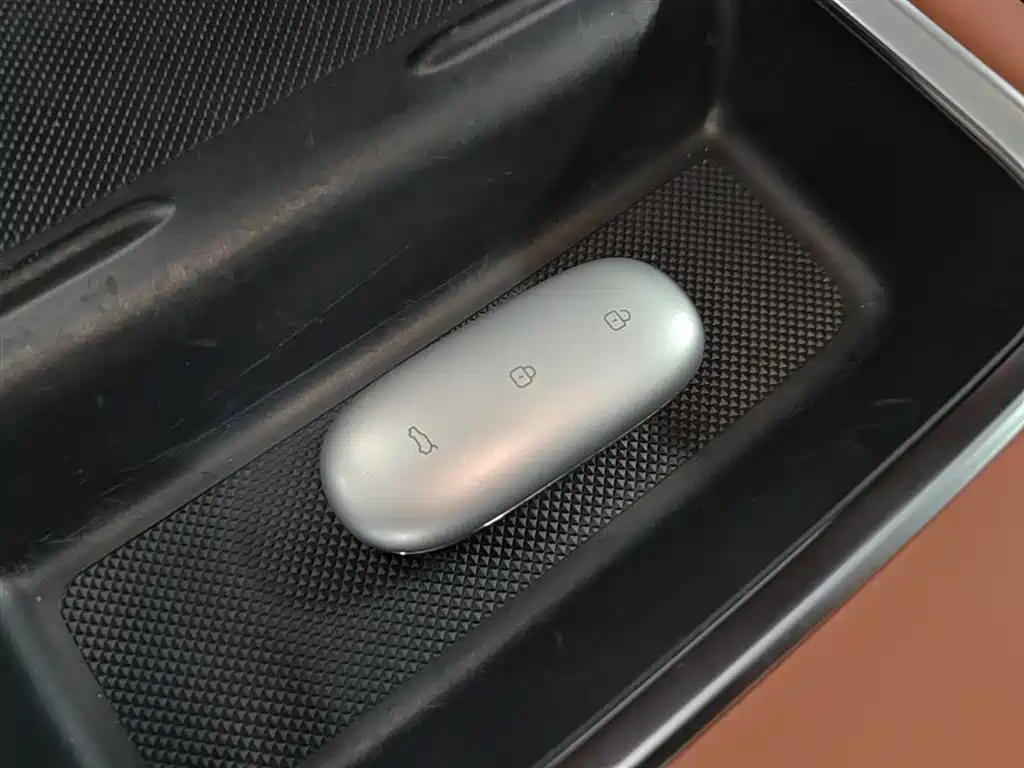 Ideal L9 2023 Pro купить на сайте DeffCars