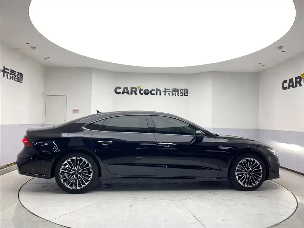 Audi A7L 2024 45 TFSI luxury model купить на сайте DeffCars