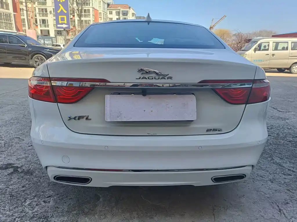Jaguar XFL 2017 XFL 2.0T 200PS Elite Edition купить на сайте DeffCars