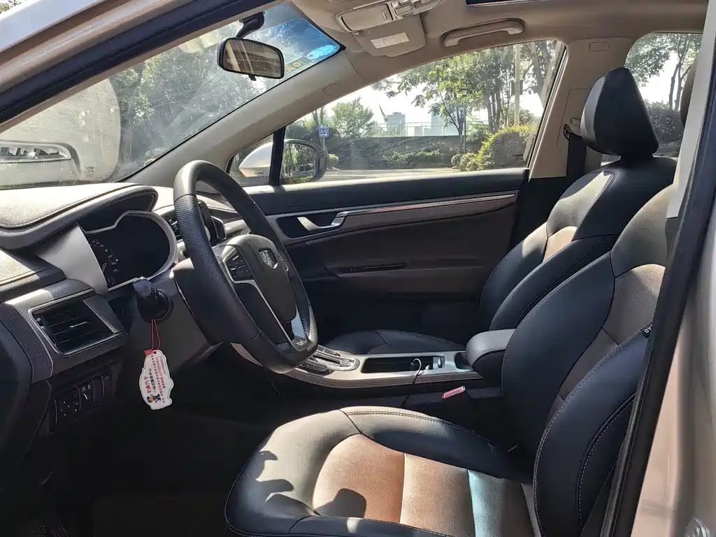 Emgrand GS 2016 Elegant Edition 1.3T Automatic Premium Model купить на сайте DeffCars