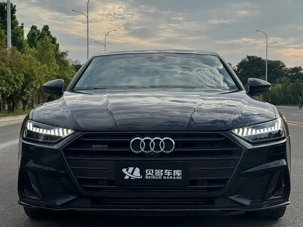 Audi A7 2023 45 TFSI Premium Selection купить на сайте DeffCars
