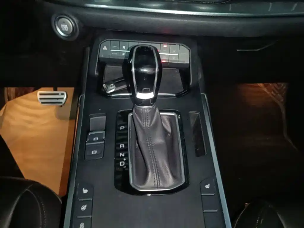 Wei brand VV5 2017 2.0T super luxury model купить на сайте DeffCars