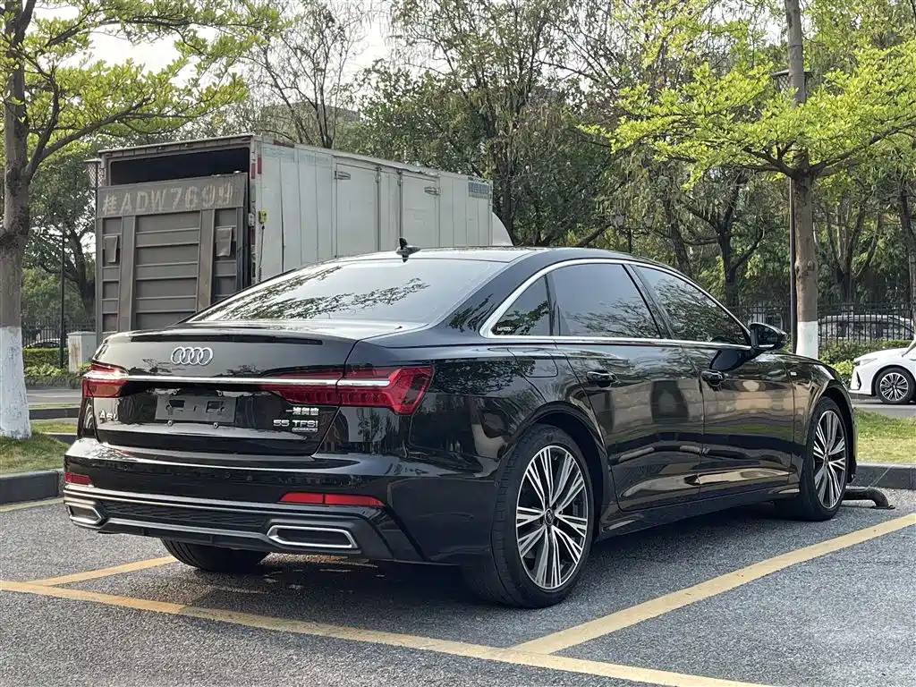 Audi A6L 2022 55 TFSI quattro exclusive dynamic model купить на сайте DeffCars