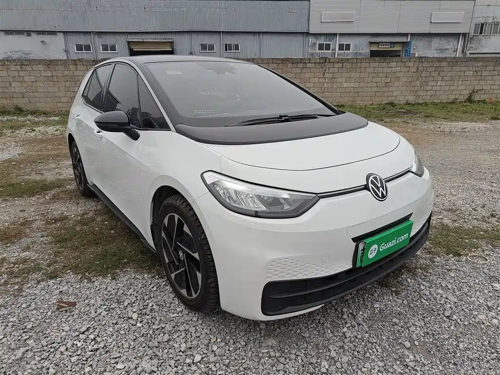 Volkswagen ID.3 2025 Smart Model Pure Smart Edition купить на сайте DeffCars