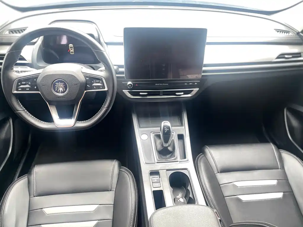 Qin Pro 2018 1.5TI automatic smart connected front model купить на сайте DeffCars