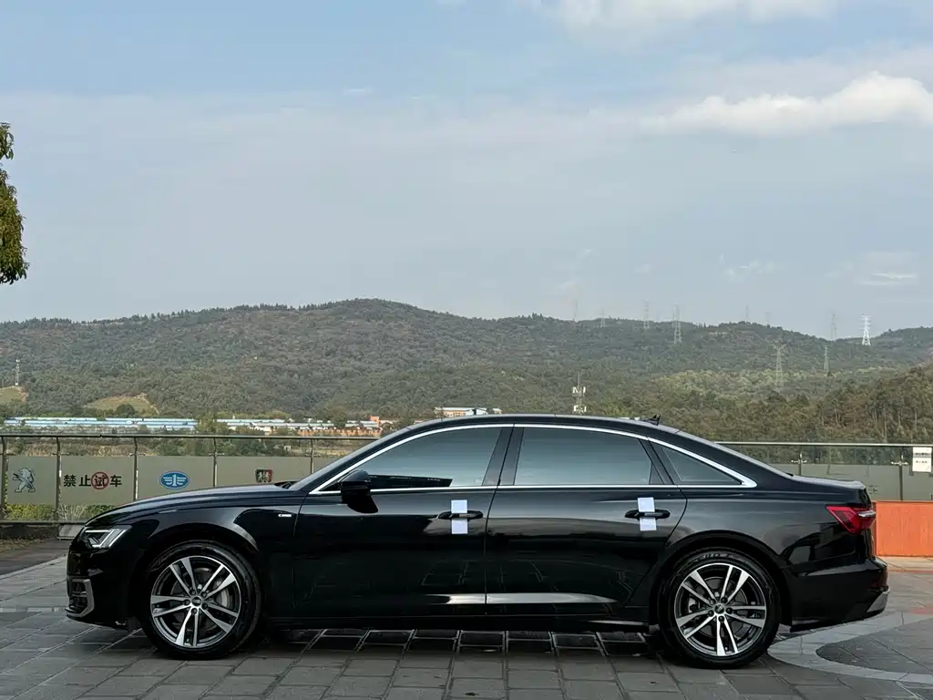 Audi A6L 2023 40 TFSI luxury and dynamic model купить на сайте DeffCars