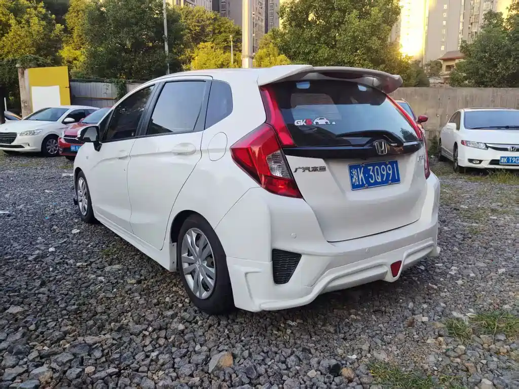 Fit 2014 1.5L LX CVT comfort model купить на сайте DeffCars