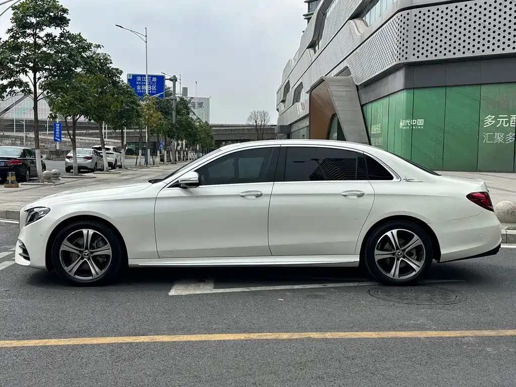 Mercedes-Benz E-Class 2018 facelift E 200 L sporty купить на сайте DeffCars