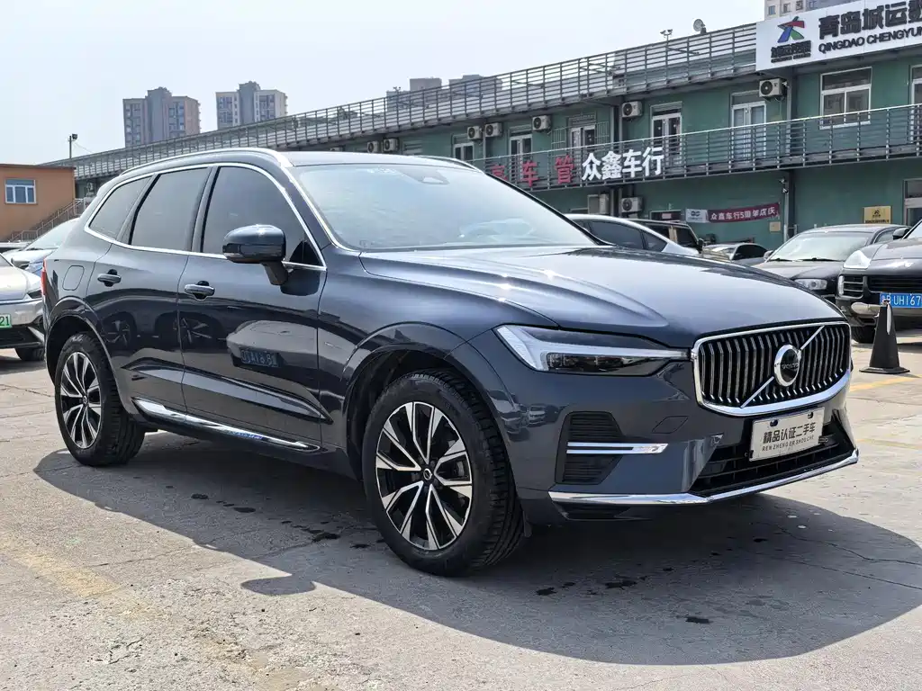 Volvo XC60 2023 B5 four-wheel drive Zhiyuan Deluxe Edition купить на сайте DeffCars