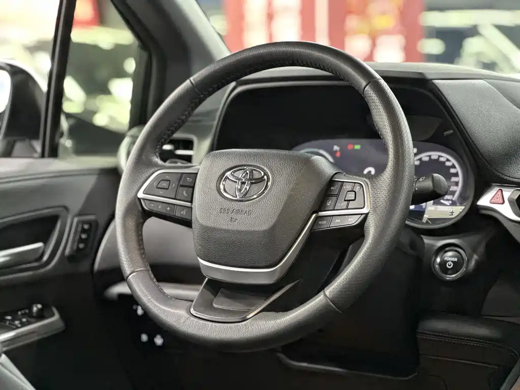 Grevia 2024 2.5L hybrid premium PLUS four-wheel drive version купить на сайте DeffCars