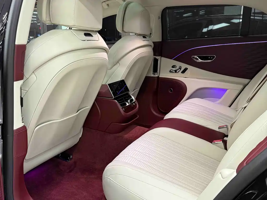 Flying Spur 2022 4.0T V8 Standard Edition купить на сайте DeffCars