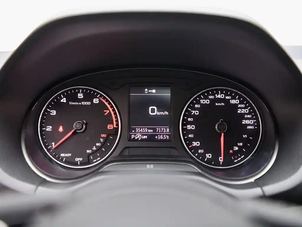 Audi Q2L 2021 35 TFSI aggressive and dynamic model купить на сайте DeffCars