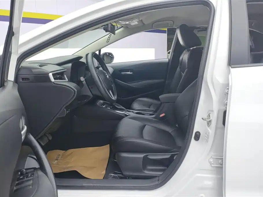 Corolla 2019 1.2T S-CVT GL Pioneer Edition купить на сайте DeffCars